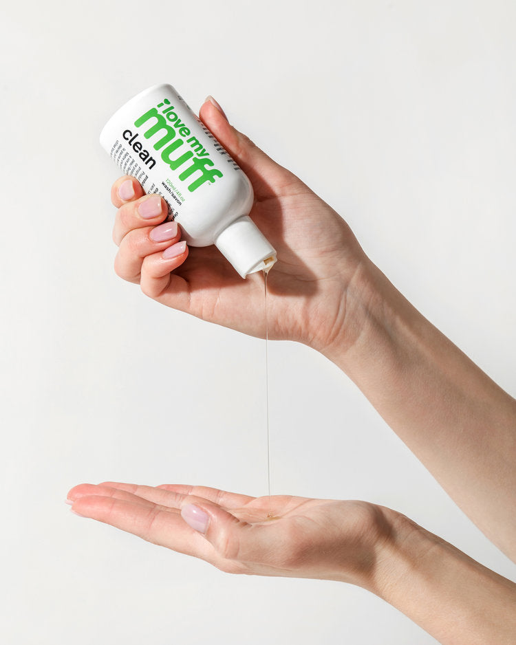 I Love My Muff CLEAN WASH GREEN 4oz bottle Best sensitive skin natural pH balanced cruelty-free vegan nontoxic feminine intimate cleanser. Non-drying hypoallergenic clean self-care products hygiene menstrual period personal cleansing for post-waxing sugaring shaving hair removal after intimacy work out and exercise vaginal health body care female-founded hormone-free postpartum relieve itching reduce odor soothe chafing ease menopausal discomfort minimizes irritation razor bumps ingrown hairs vulva dryness 