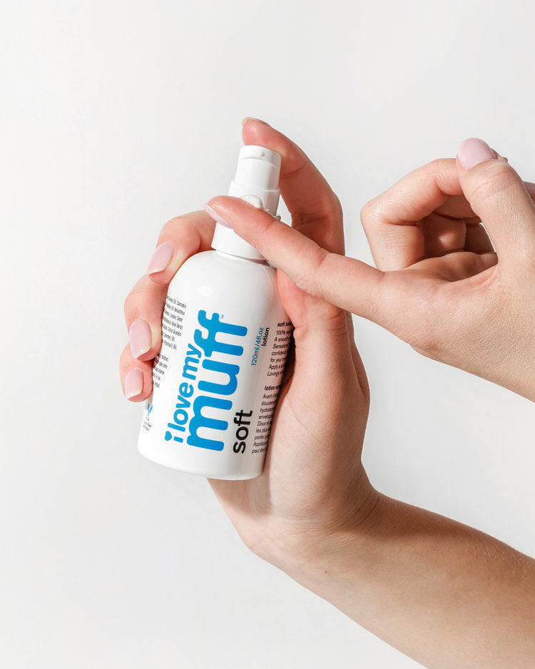 I Love My Muff SOFT LOTION BLUE 4oz bottle Best sensitive skin natural pH balanced cruelty-free vegan nontoxic feminine intimate care vulva lotion. Non-drying hypoallergenic clean self-care products hygiene menstrual period personal cleansing for post-waxing sugaring shaving hair removal after intimacy work out and exercise vaginal health female-founded hormone-free postpartum relieve itching reduce odor soothe chafing ease menopausal discomfort minimizes irritation razor bumps ingrown hairs vulva dryness 